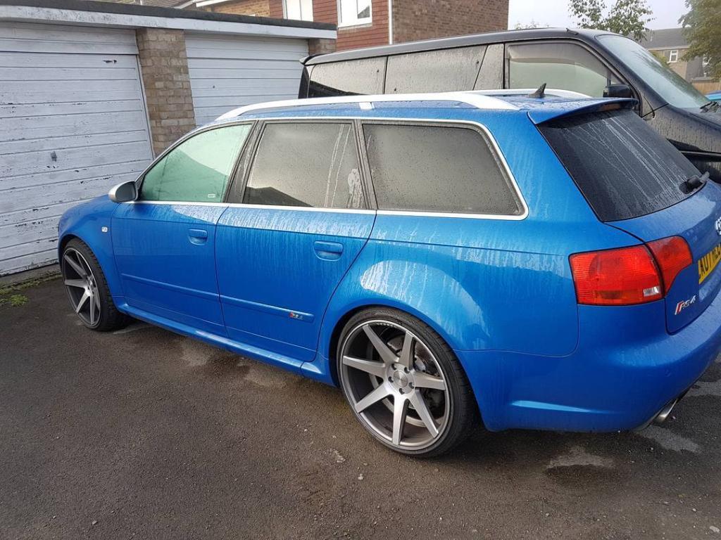470660AUDIRS43004.jpg