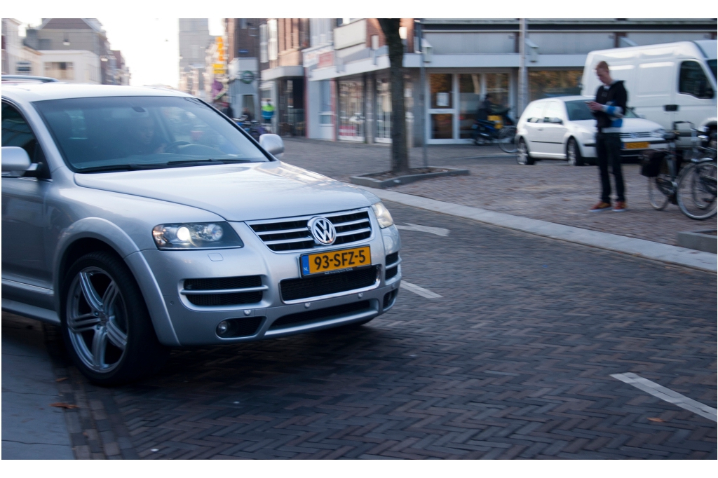 471799W12TOUAREG094ESQUIROU.jpg