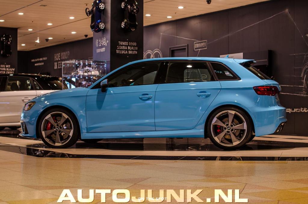 471880RS38V1427.jpg