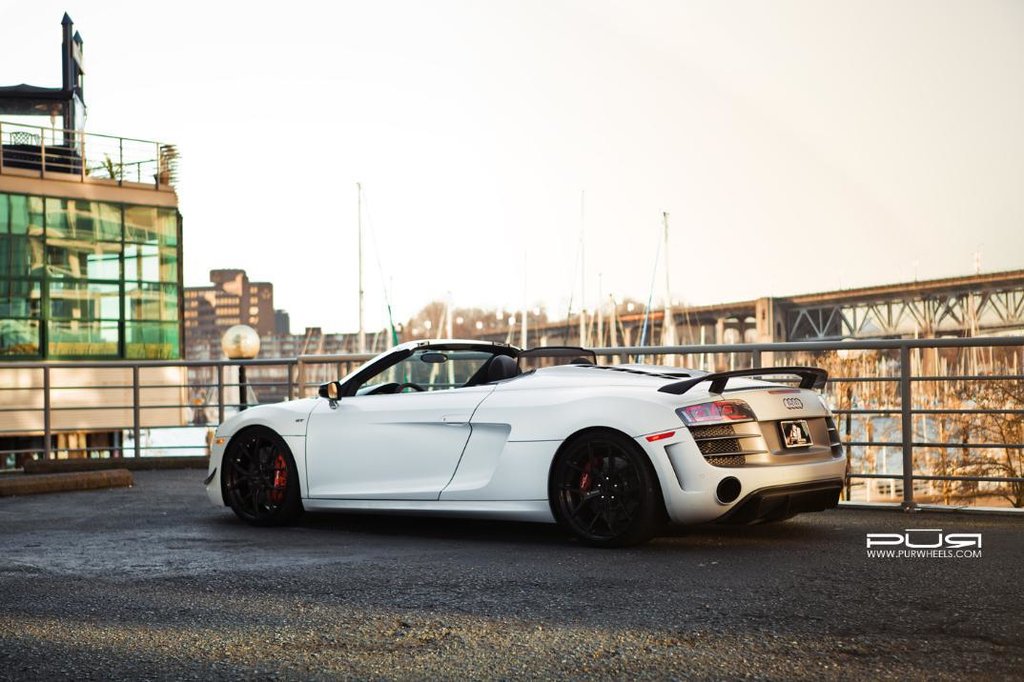 471940R8GT1173.jpg