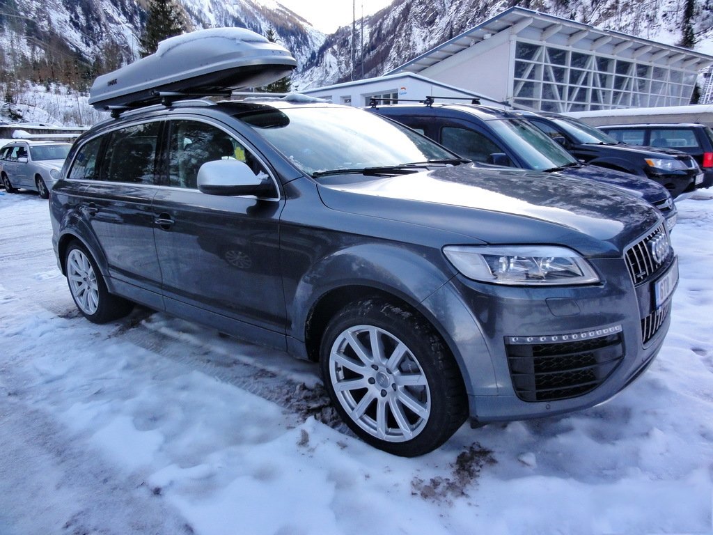 473415646Q7V12.jpg