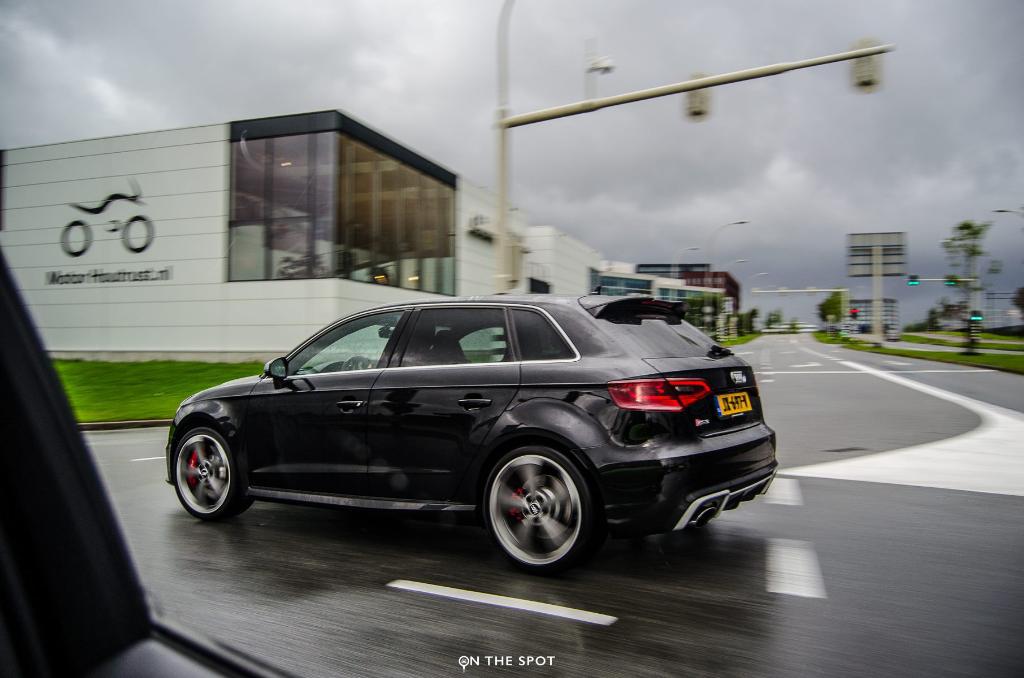 473469RS38V1471.jpg
