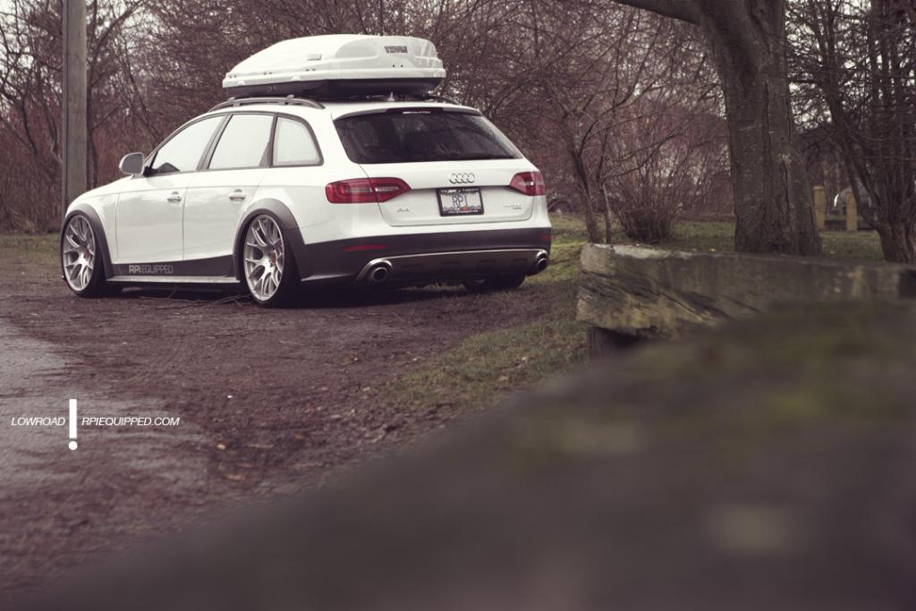 473723813AUDIA4ALLROAD.jpg