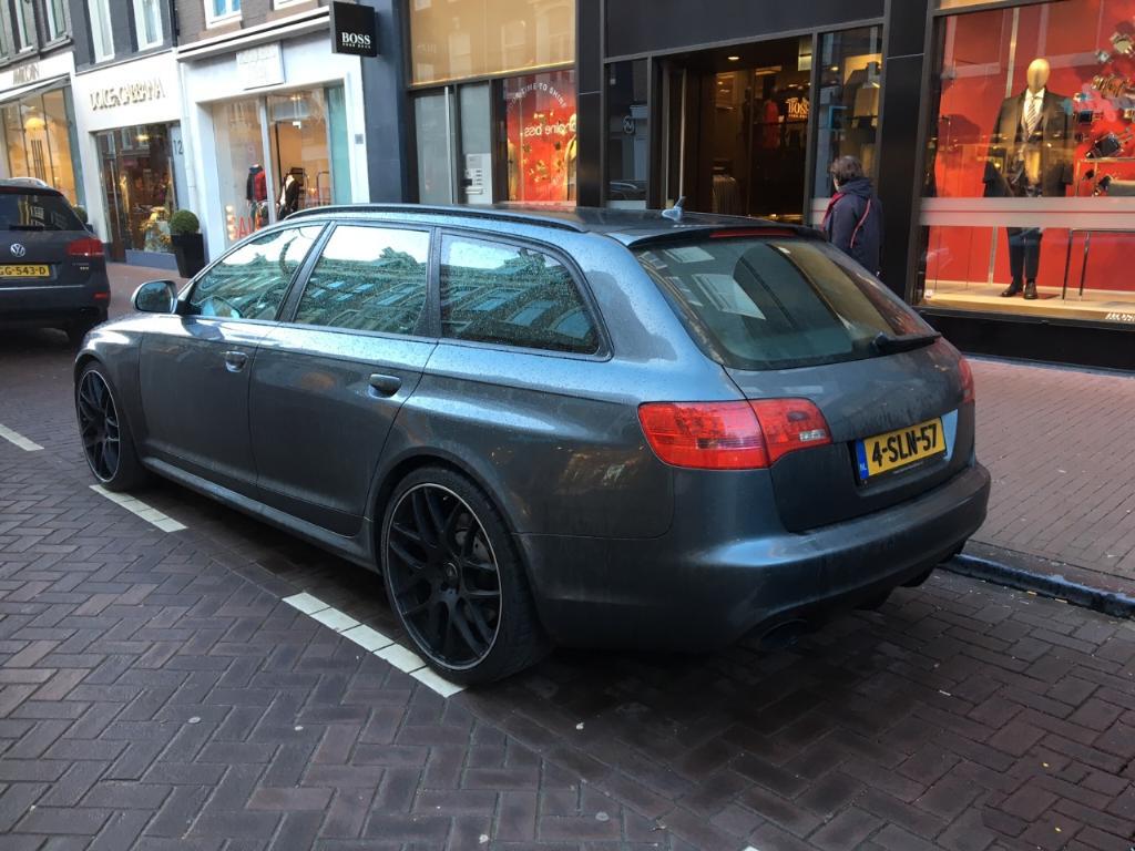 474702RS62405.jpg