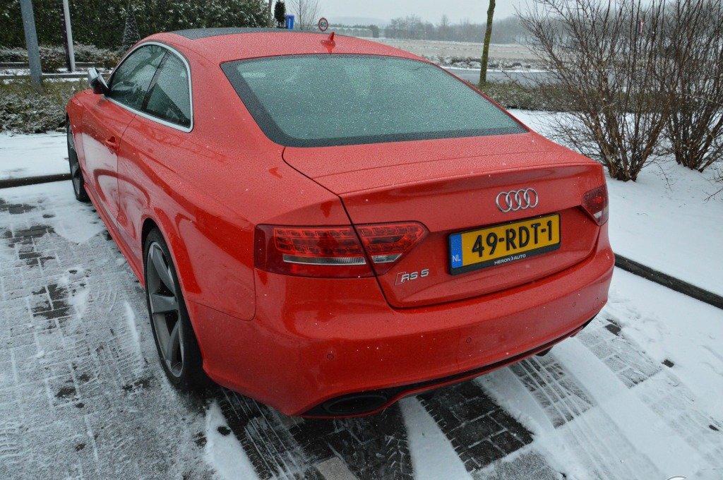 476169AUDIRS5734.jpg