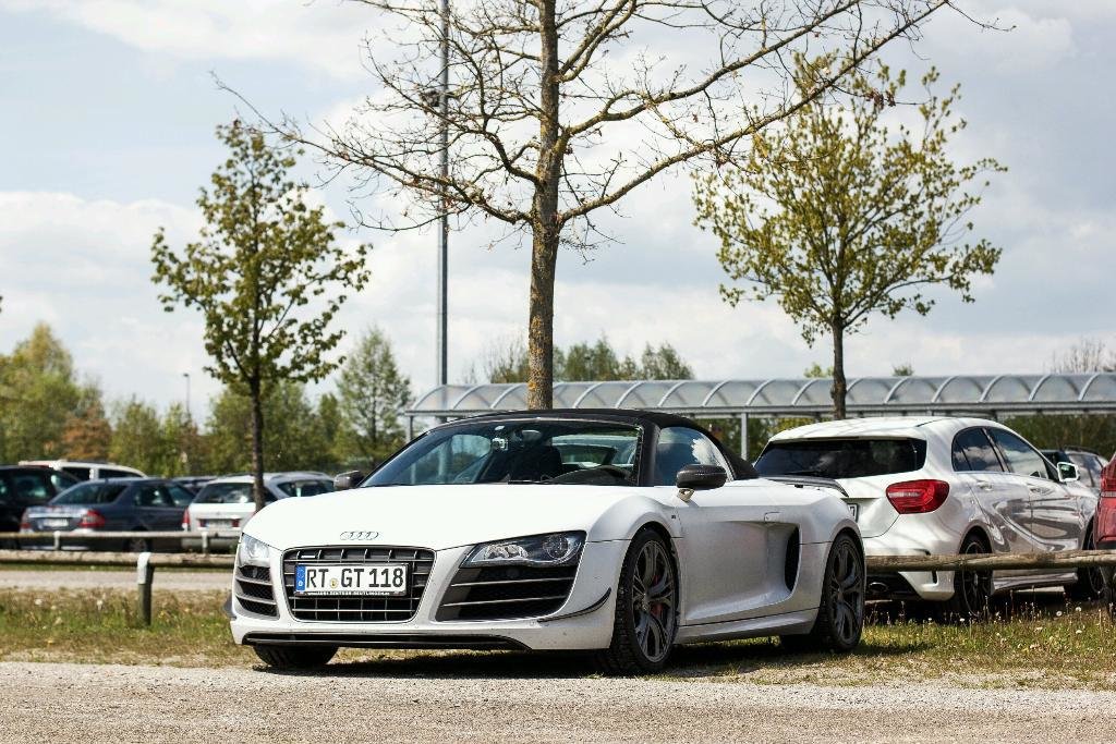 476563R8GT1660.jpg