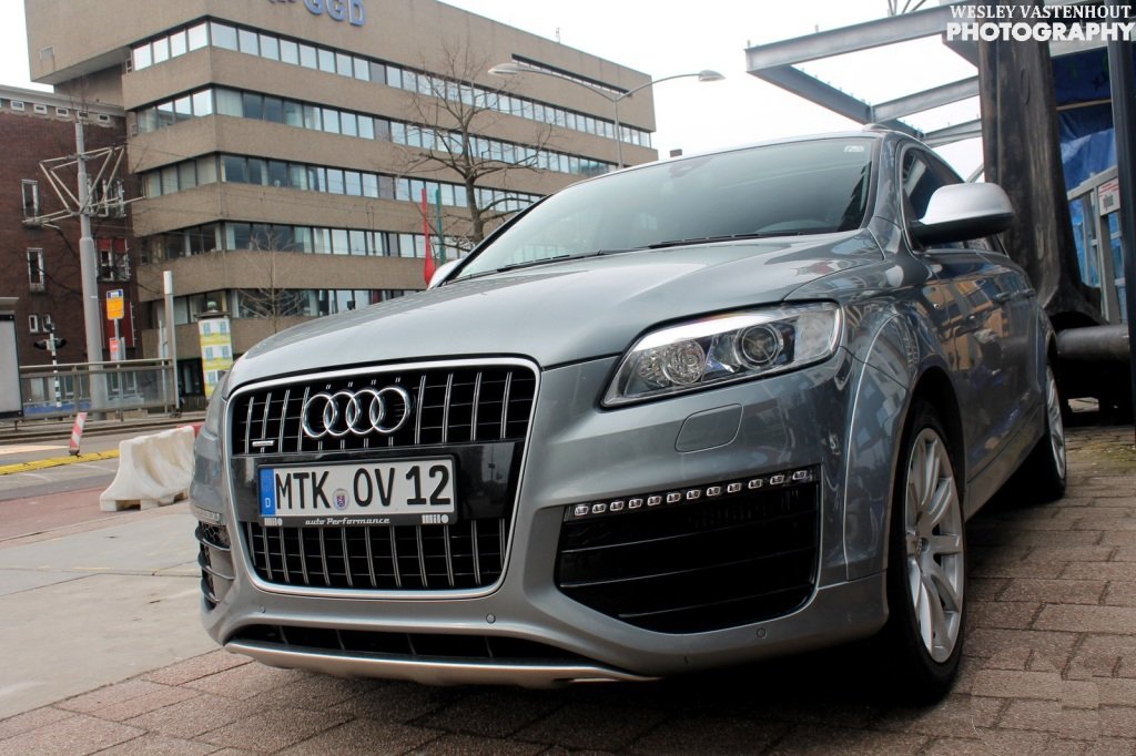 476630732Q7V12.jpg