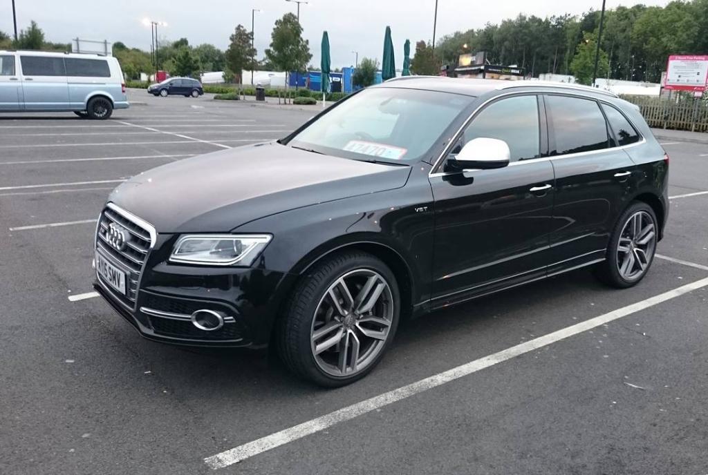476947AUDISQ52113.jpg