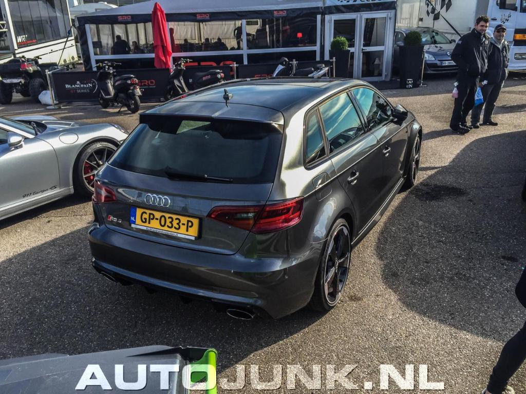 477702RS38V0660.jpg