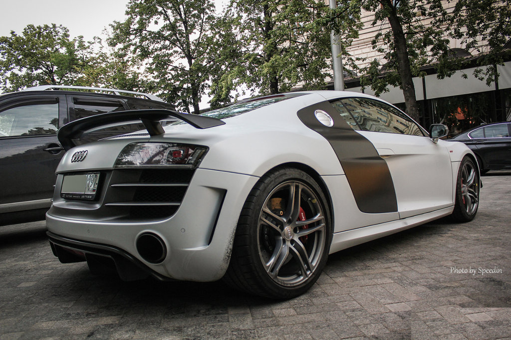478309R8GT724.jpg