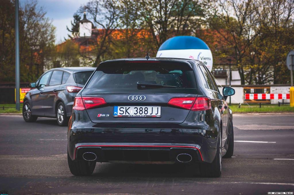 480832RS38V2552.jpg