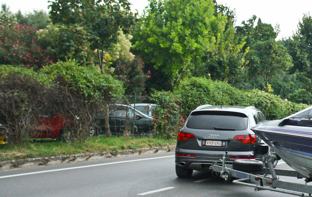 481389186Q7V12ESQUIROU.jpg