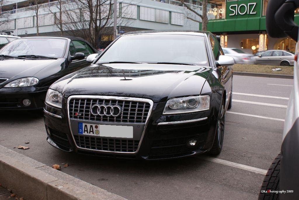 481493226S8ESQUIROU.jpg