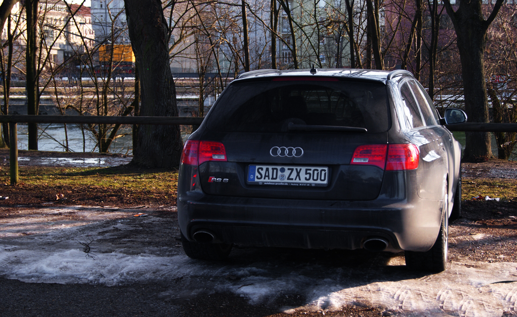 482751RS6673.jpg