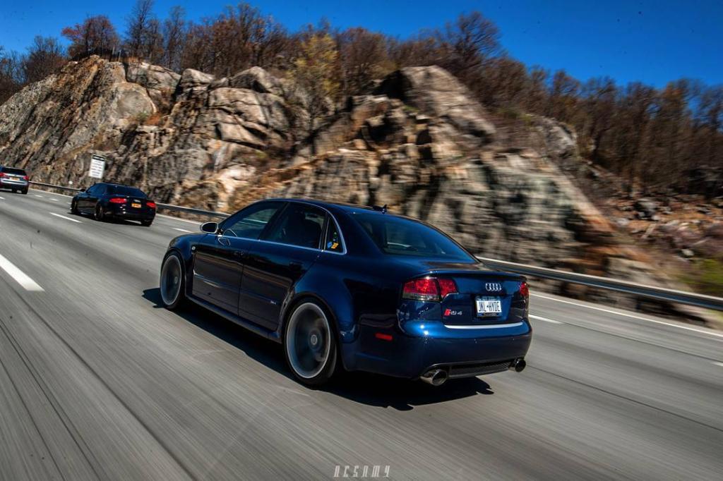 483358AUDIRS43416.jpg