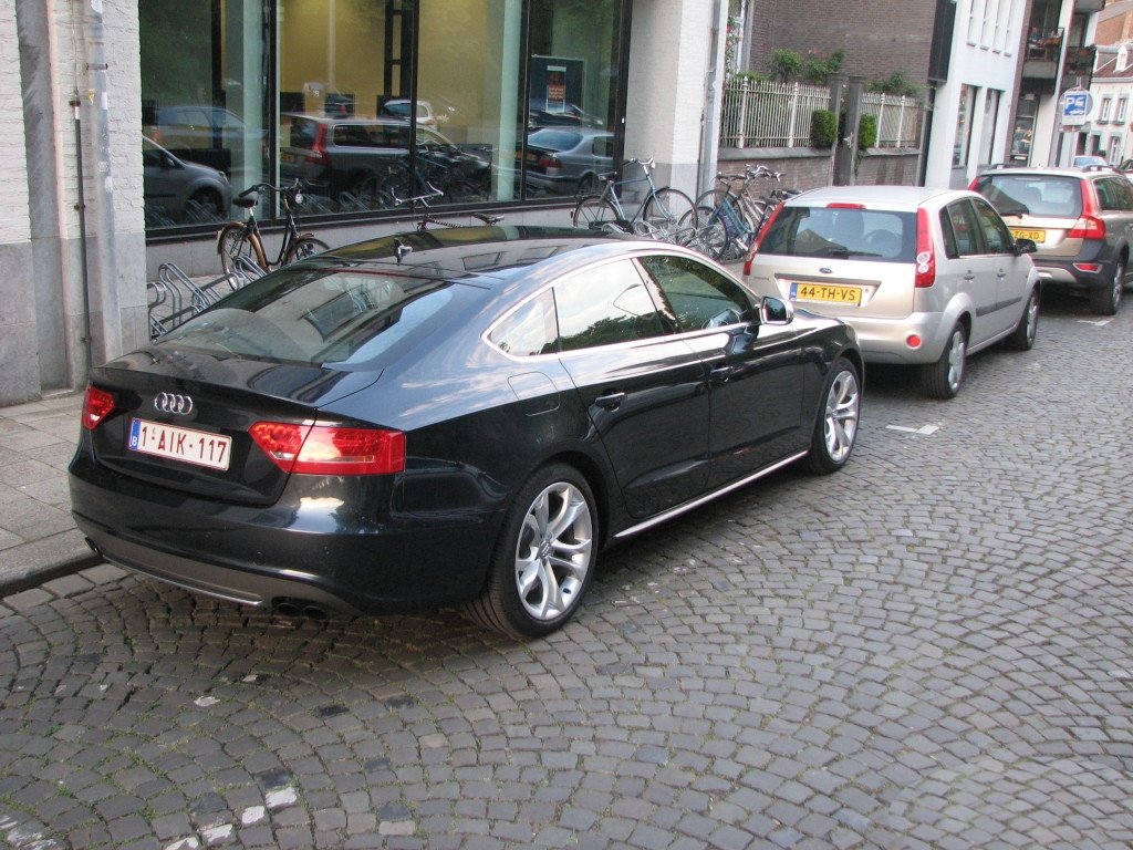 485011069S5SPORTBACK.jpg