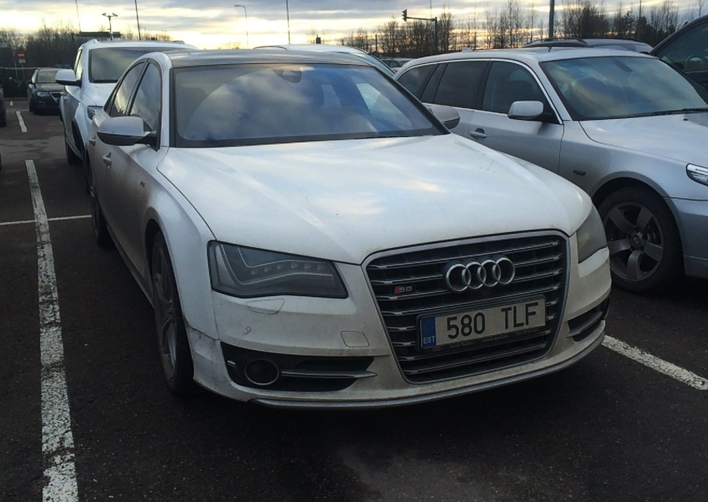 485661S8D41435.jpg