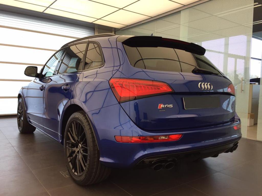 485725AUDISQ52246.jpg