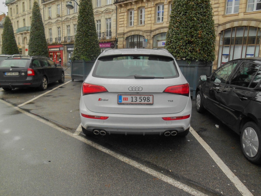 486240AUDISQ51388.jpg