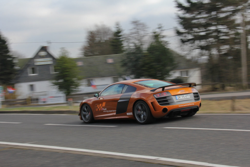 486756R8GT1180.jpg