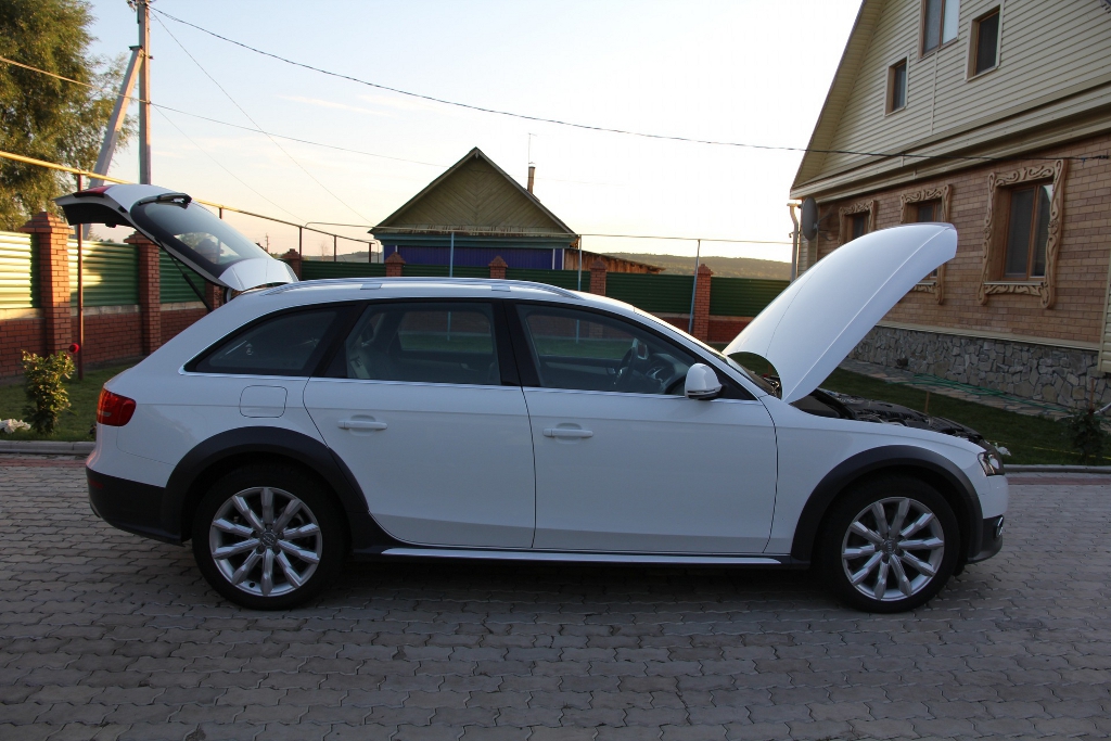 487841319AUDIA4ALLROAD.jpg