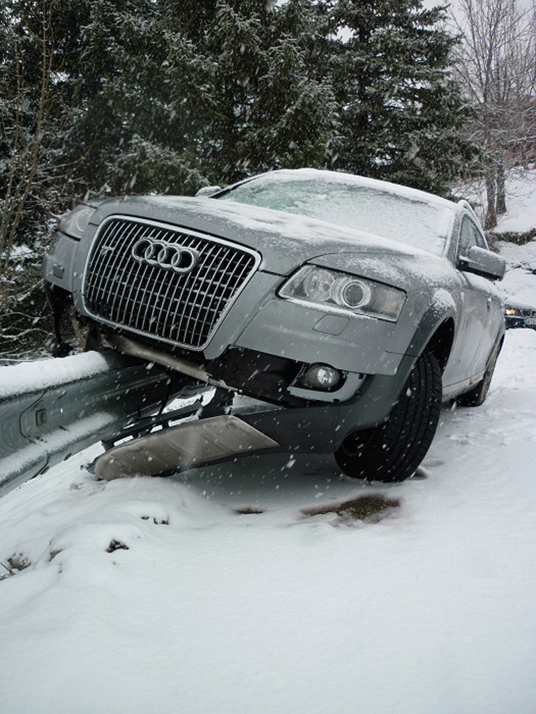 488192360AUDIA6C6ALLROAD.jpg