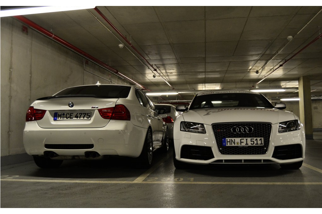 488903AUDIRS5437.jpg