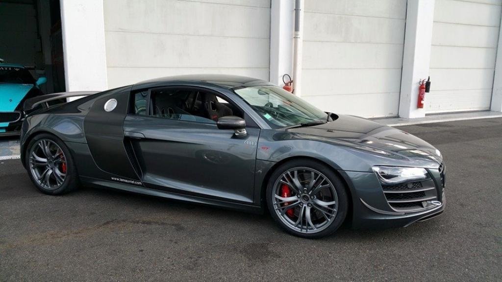 489537R8GT1515.jpg