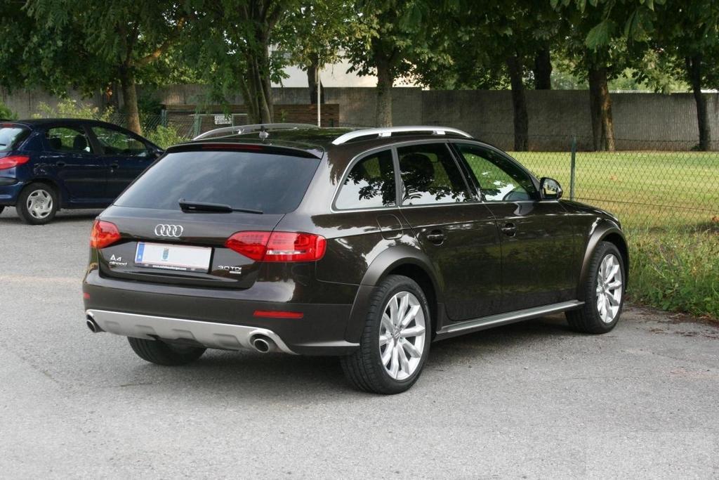 489593265AUDIA4ALLROAD.jpg