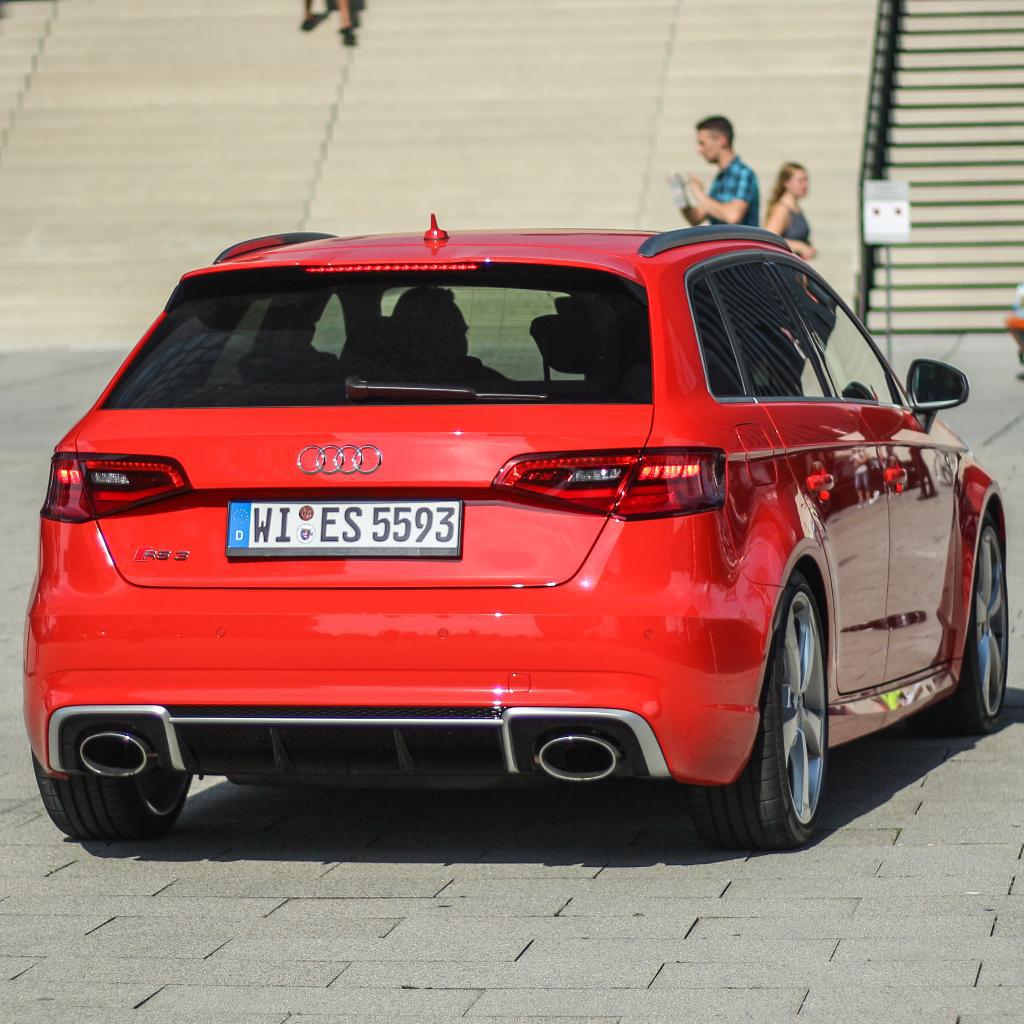 492255RS38V1709.jpg