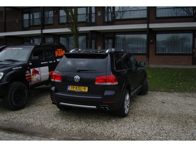 493168W12TOUAREG233ESQUIROU.jpg