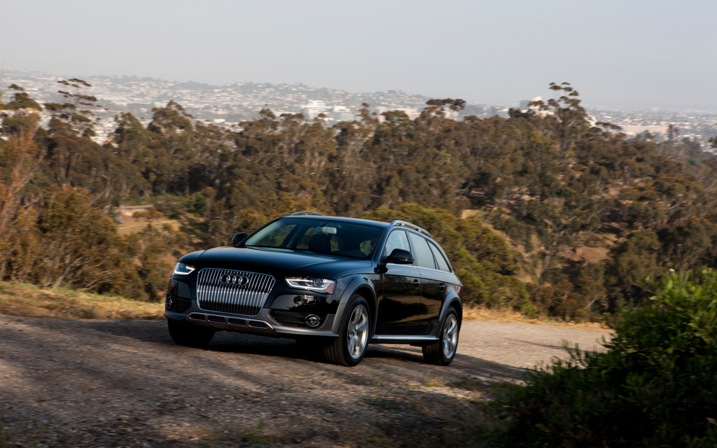 493310404AUDIA4ALLROAD.jpg