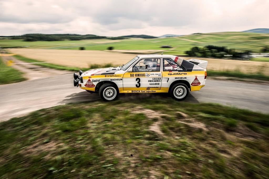 493676URQUATTRO493.jpg