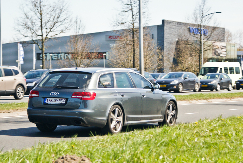 495022RS6726.jpg