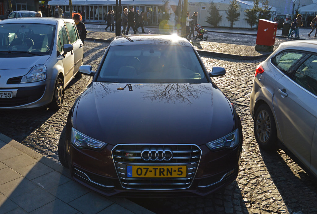 496065198S5SPORTBACK.jpg