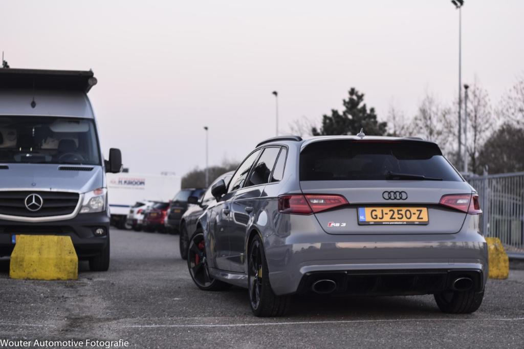 496485RS38V2119.jpg