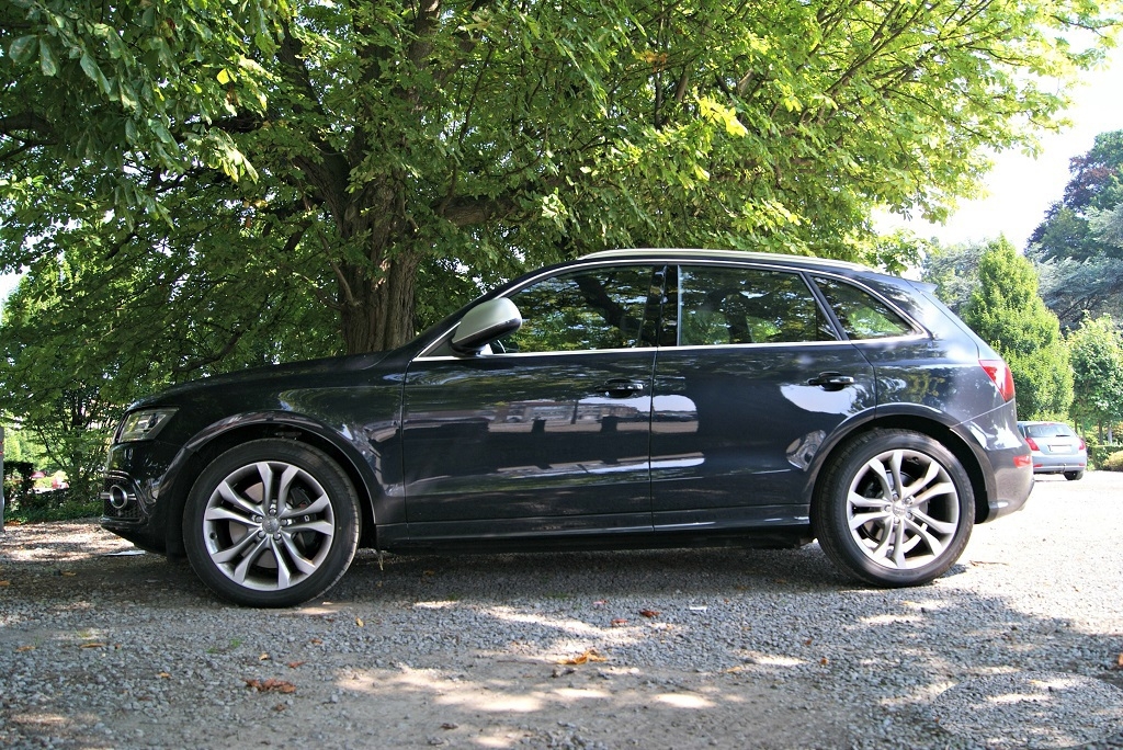 496629AUDISQ5799.jpg