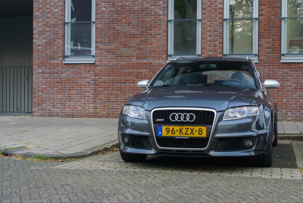 497114AUDIRS42960.jpg