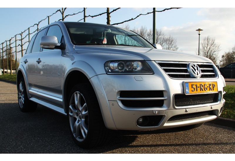 498244W12TOUAREG210ESQUIROU.jpg