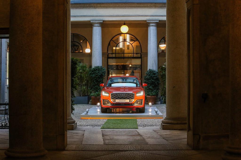 499317AUDIQ20392.jpg