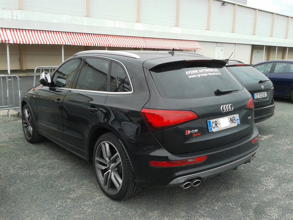 500588AUDISQ5350.jpg
