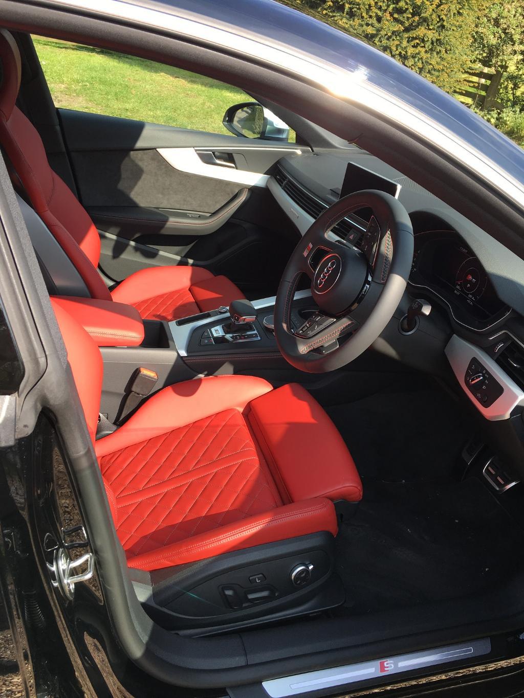 501345S5SPORTBACKB90245.jpg