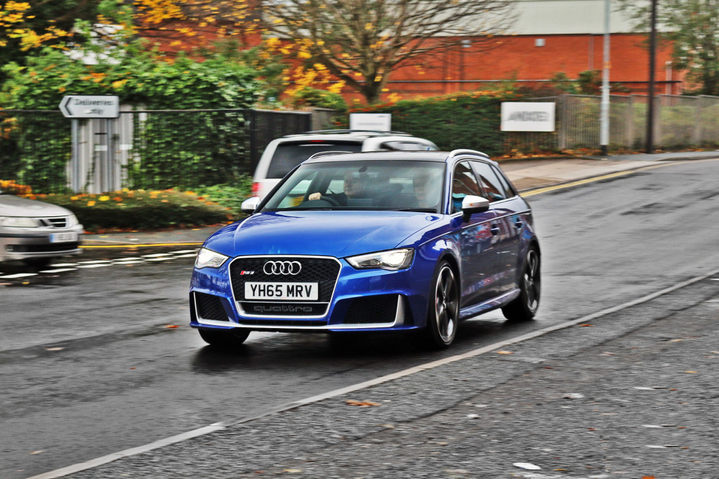 503687RS38V0682.jpg