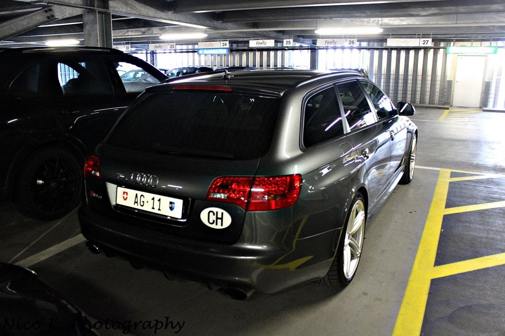 504827RS6971.jpg