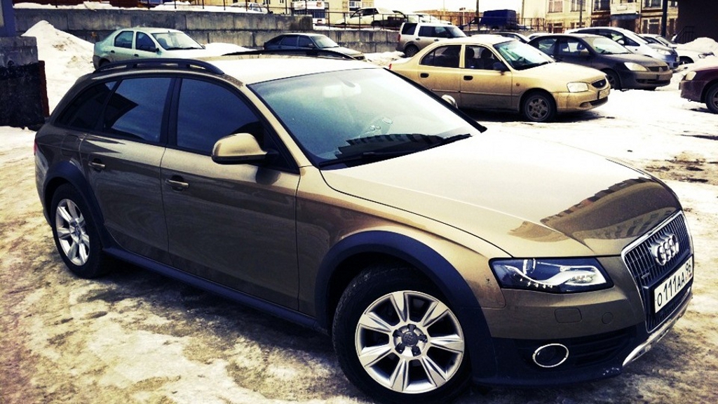 505160533AUDIA4ALLROAD.jpg