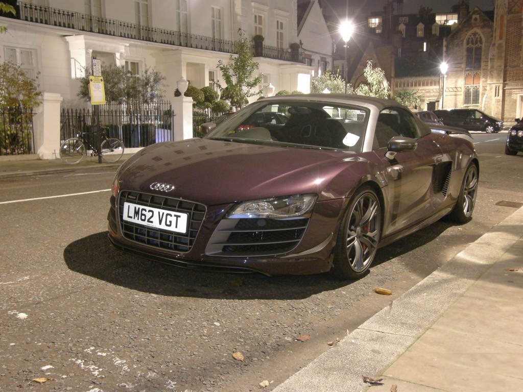 505259R8GT752.jpg