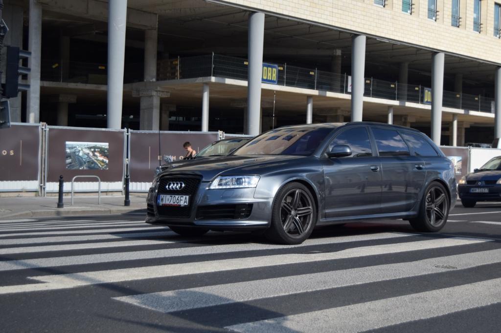 505281RS62527.jpg