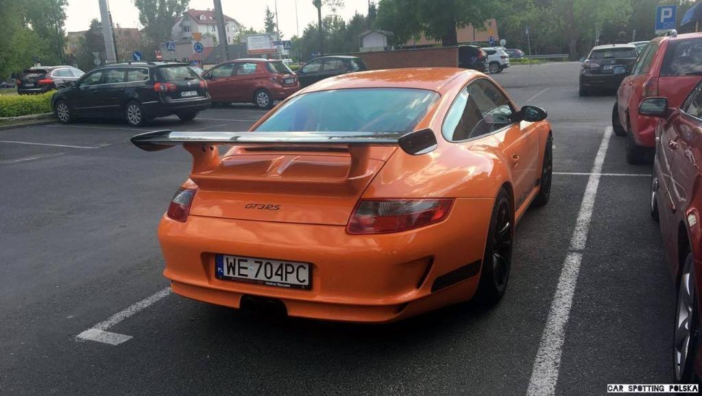 5058301975GT3RS.jpg