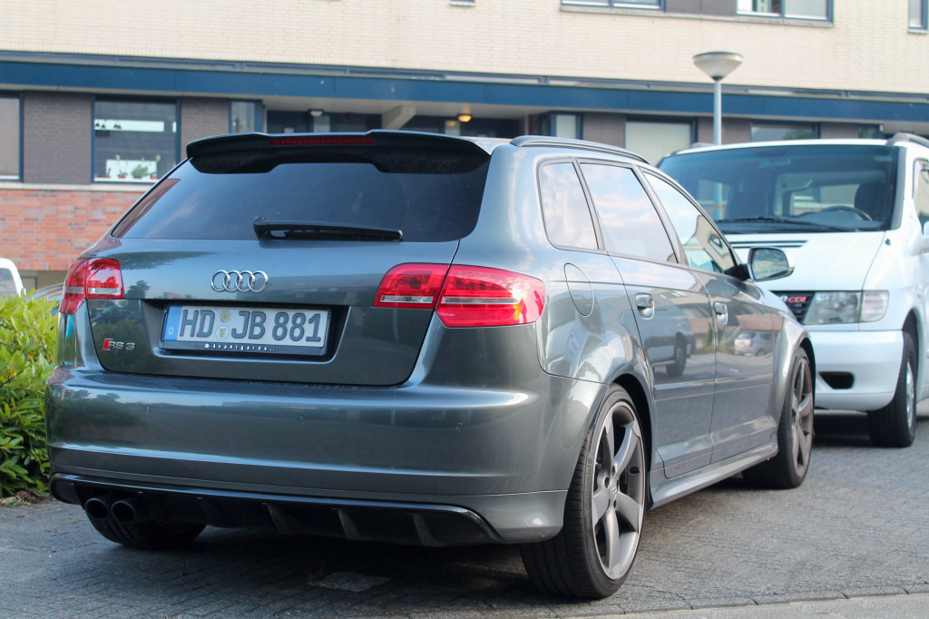 506841957RS3.jpg