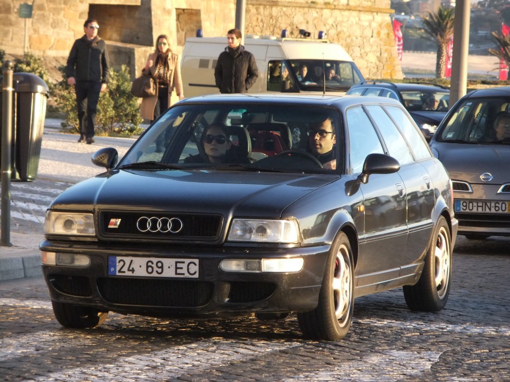 506939RS2100.jpg